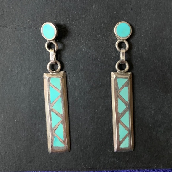Native American Jewelry - Native American Silver / Turquoise Earrings